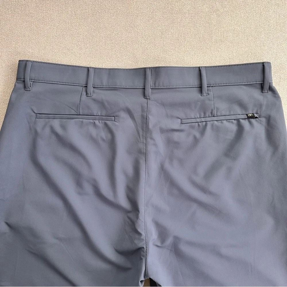 Banana Republic Flat Front Performance Pants. Blue. 40x32. NWT
